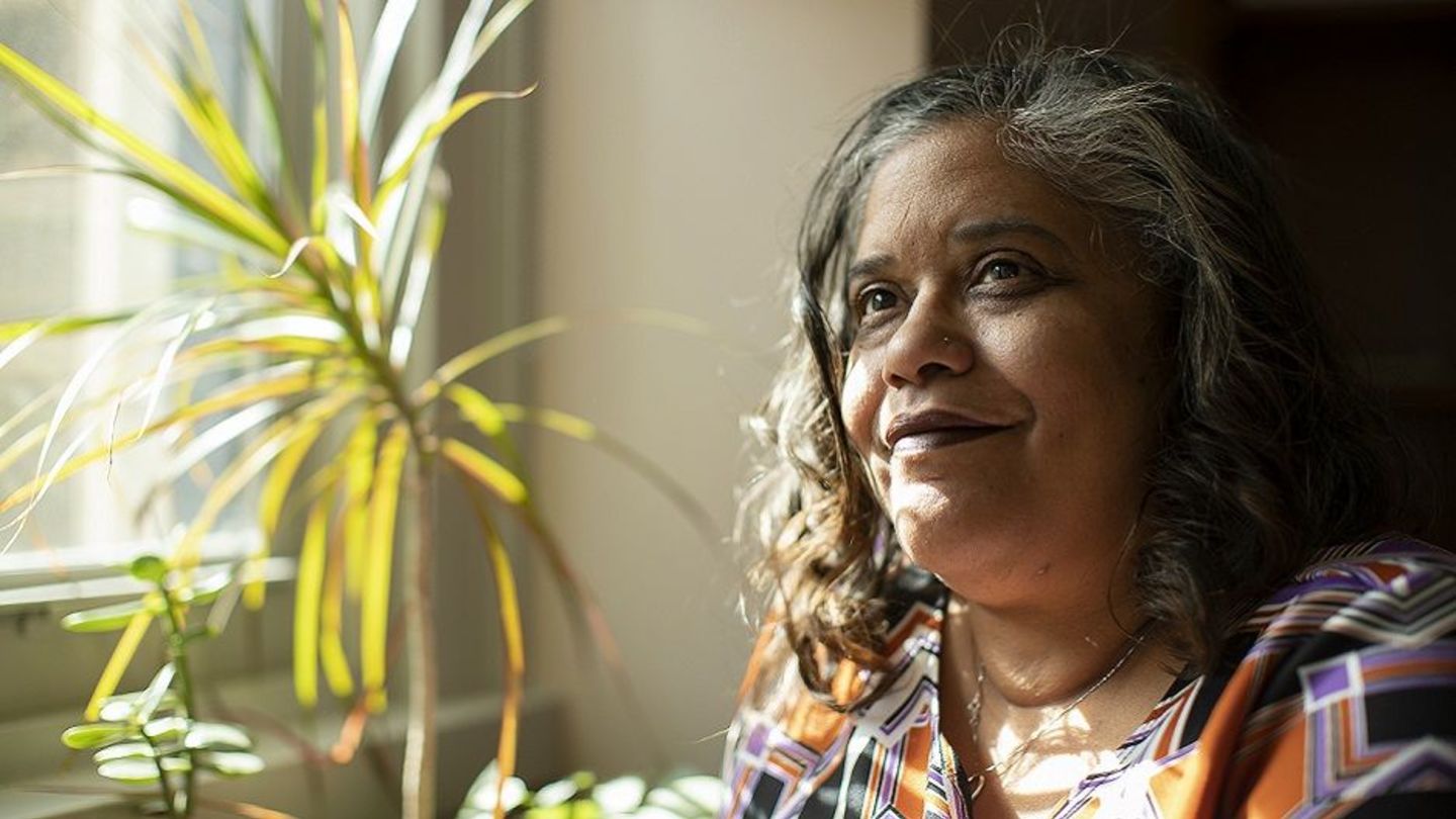 “My journey started at Temple and I hope it ends at Temple,” Evy Lopez-Feliciano said. She started her undergraduate degree in 2004 and finished in December 2018.
Staff member Evy Lopez-Feliciano in her office.