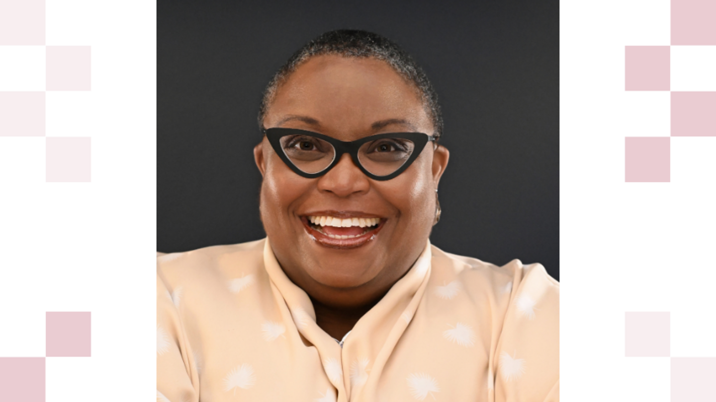 Headshot of Stacy Holland