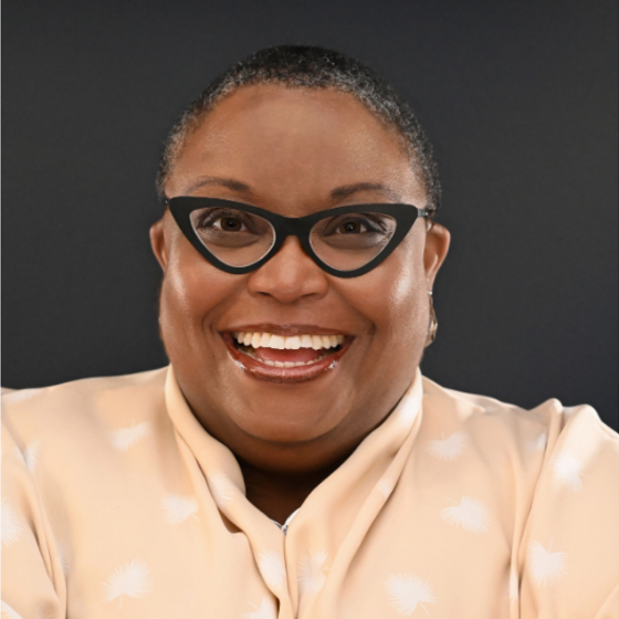 Headshot of Stacy Holland